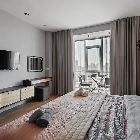 Grey In Arcadia 18 Floor Odessa